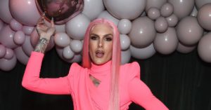 Jeffree Star - Popular trans youtuber